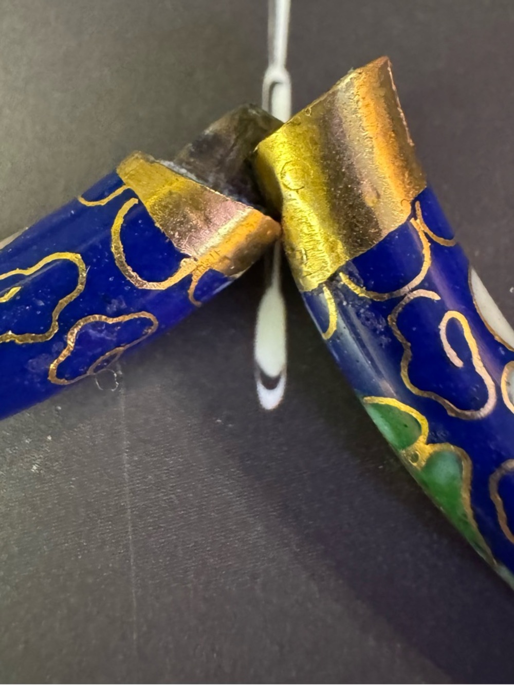 Cobolt blue very vintage Floral Cloisonné Bangle! Pull clasp to open! - Picture 7 of 12